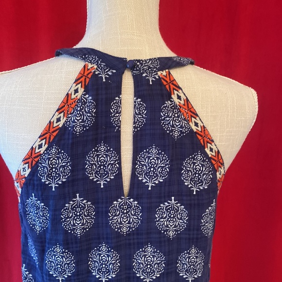 ❌SOLD❌ THML Embroidered dress small - Picture 3 of 6